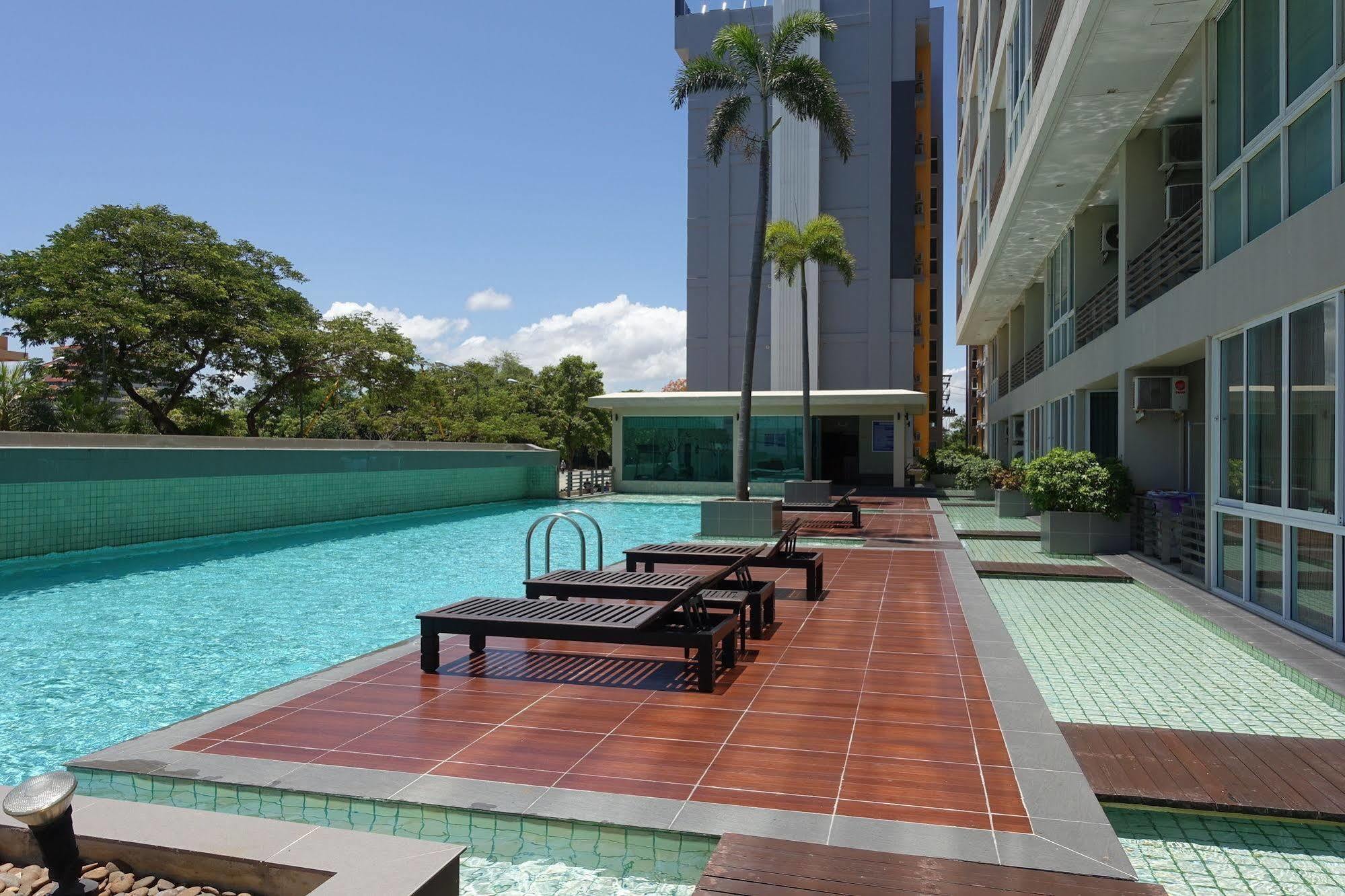 Musselana Condominium Praia de Jomtien Exterior foto